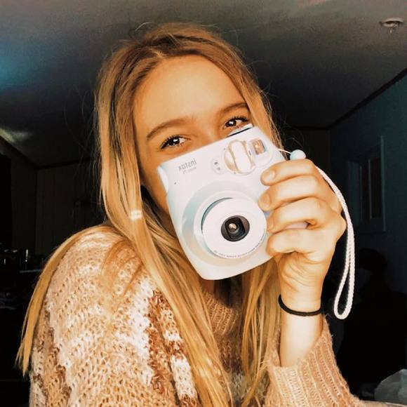 Meet your Posher, Carley - Picture 1 of 1